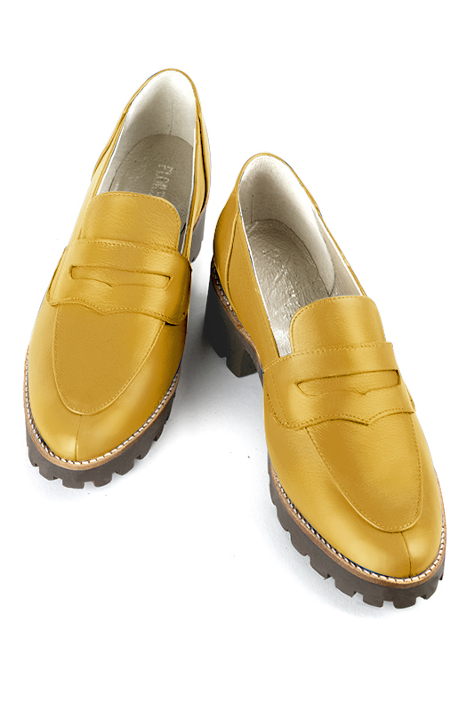 Mustard yellow women's casual loafers. Round toe. Low rubber soles. Top view - Florence KOOIJMAN